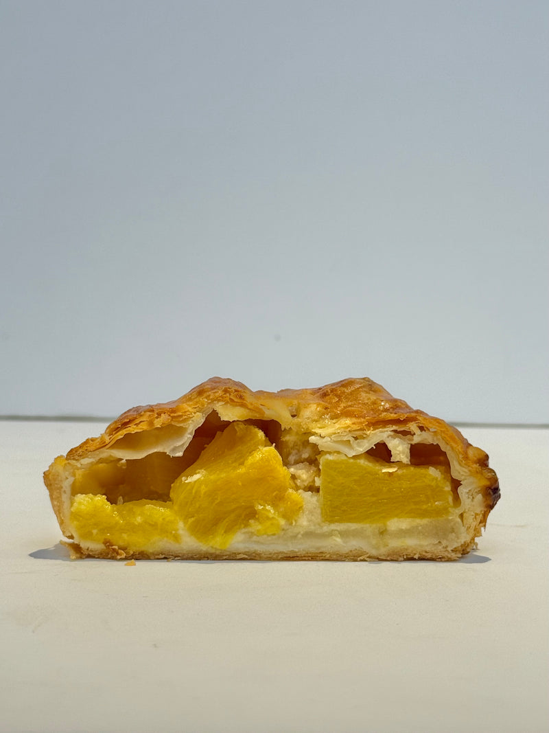 完熟パイナップルのタルト11cmサイズ
